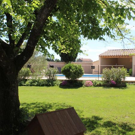 Mas La Gentille: Countryside Retreat with Pool and Private Garden Pernes-les-Fontaines Exterior photo