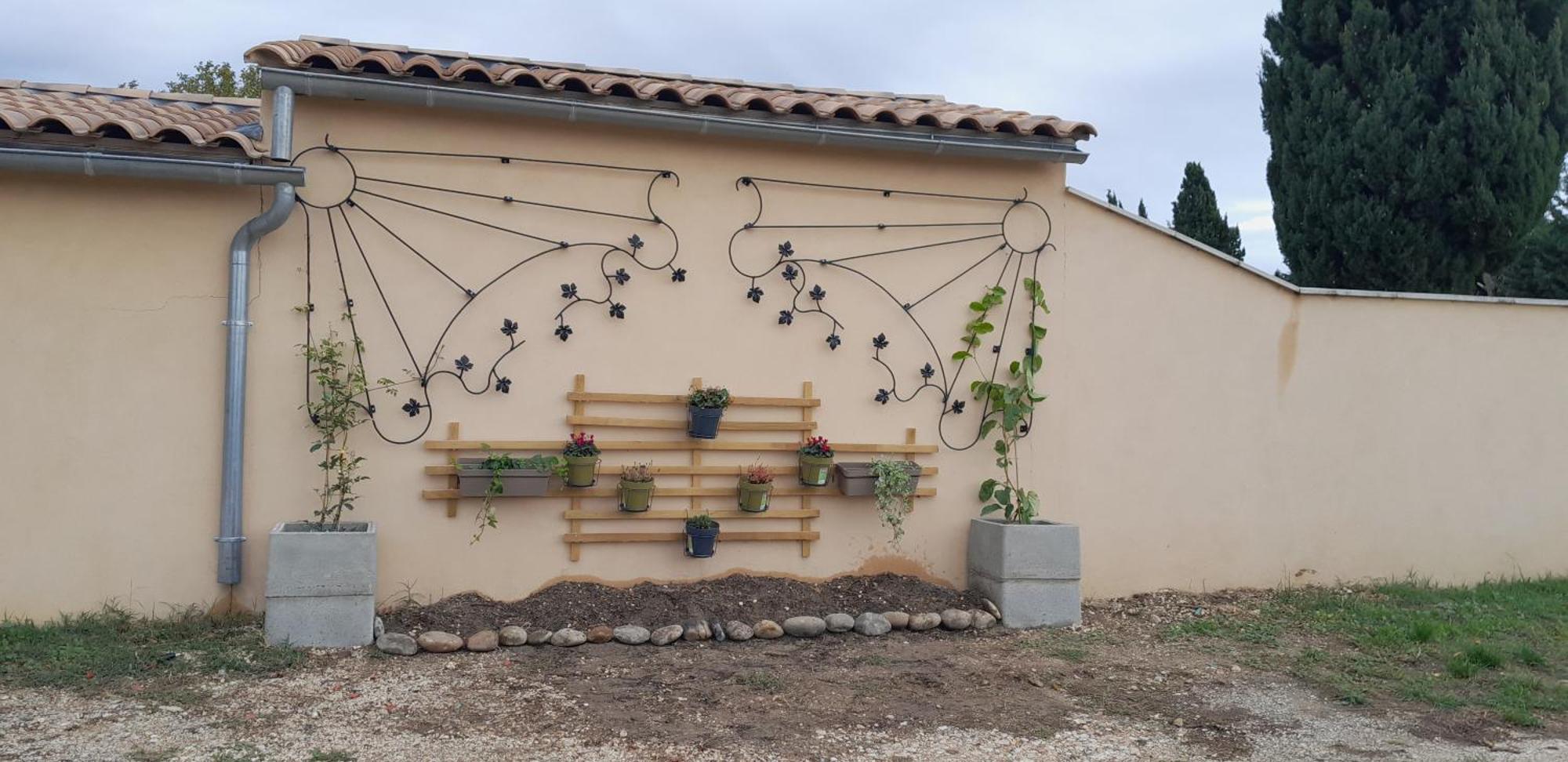 Mas La Gentille: Countryside Retreat with Pool and Private Garden Pernes-les-Fontaines Exterior photo